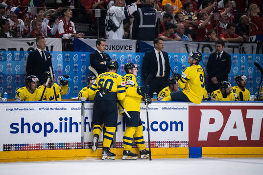 Pontus Holmberg, Marcus Johansson and Head coach Sam Hallam