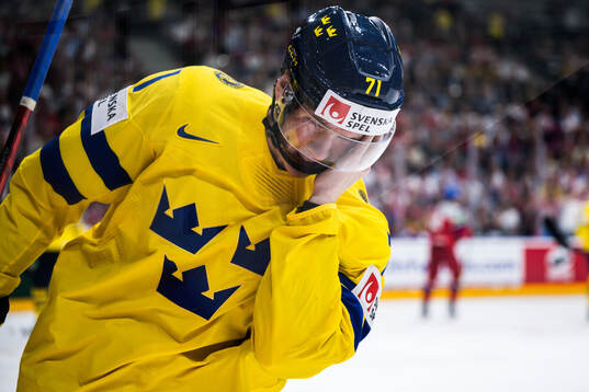 Victor Olofsson of Sweden looks dejected