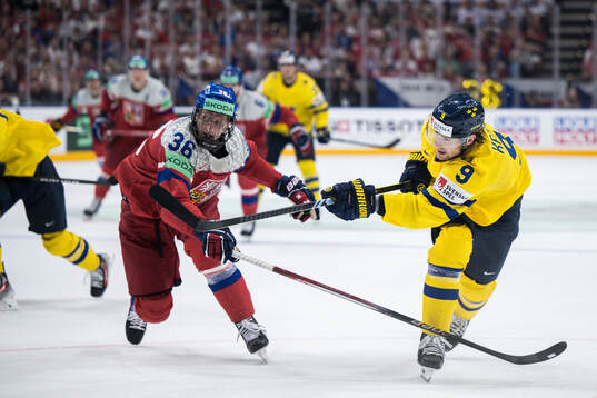Jakub Krejcik of Czech Republic and Adrian Kempe of Sweden