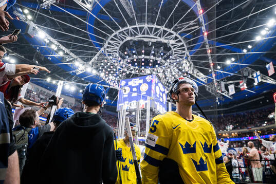 André Burakovsky of Sweden looks dejected