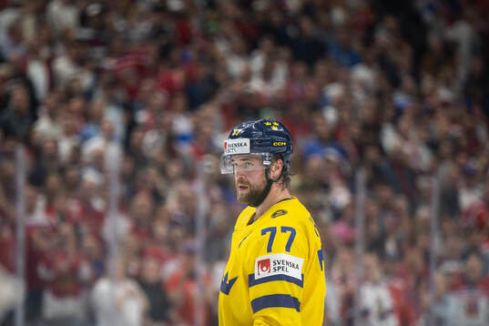 Victor Hedman of Sweden
