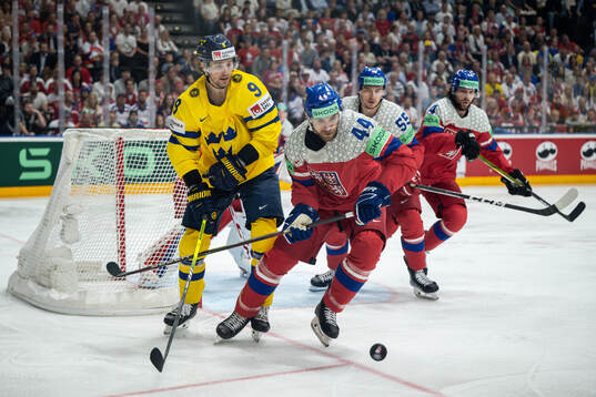 Adrian Kempe of Sweden and Jan Rutta of Czech