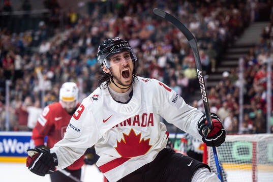 Brandon Tanev of Canada celebrates the 1-2 goal