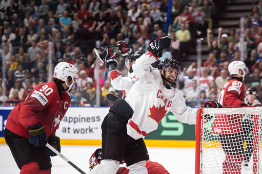 Brandon Tanev of Canada celebrates the 1-2 goal