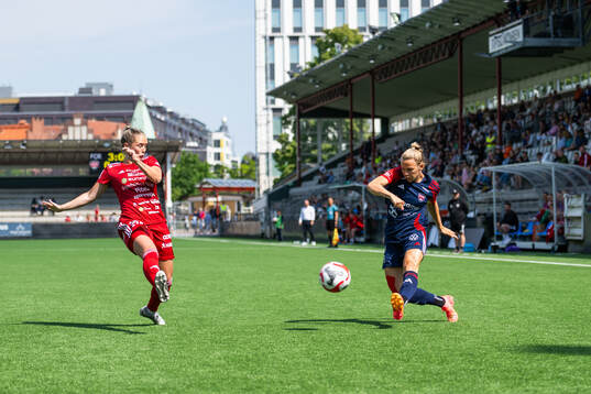 FC Rosengårds Jessica Wik och Piteås Ronja Aronsson