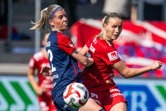 FC Rosengårds Olivia Schough och Piteås Selina Henriksson