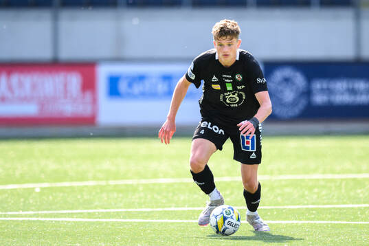 Örebros Erik McCue