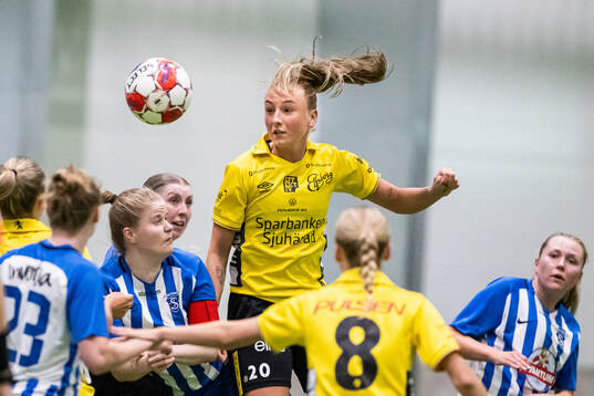 Bläddra bland fler bilder av Fotboll, Division 1 Mellersta, Elfsborg - Segeltorp