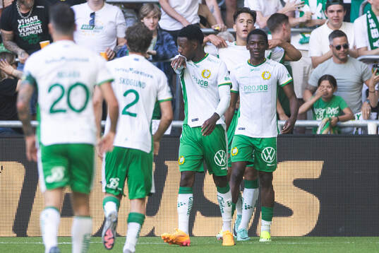 Hammarbys Bouzomana Toure jublar