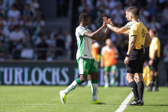 Hammarbys Bouzomana Toure och Viktor Dukanovic