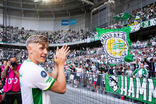Hammarbys Dennis Collander jublar