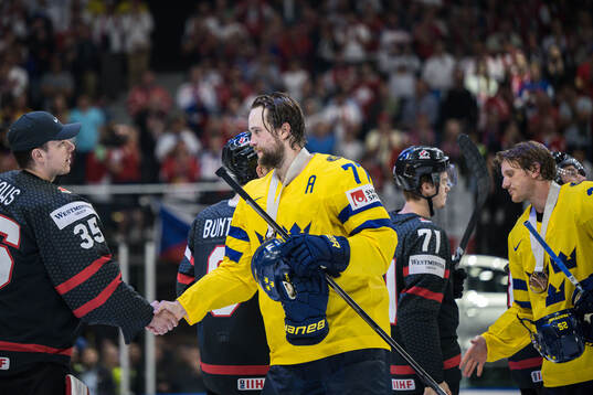 Victor Hedman of Sweden