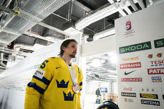 Erik Karlsson of Sweden