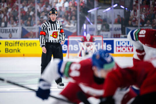 Referee Mikael Holm