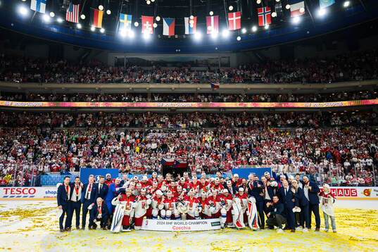 Players of of Czech Republic celebrate