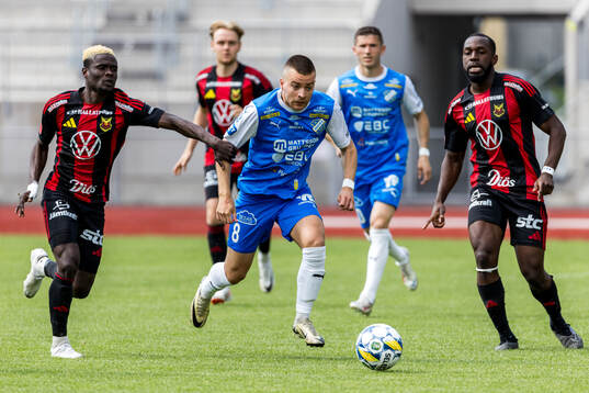 Östersunds Assiedou Yannick Armel Adjoumani och IK