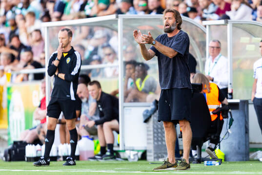 Brommapojkarnas tränare Olof Mellberg