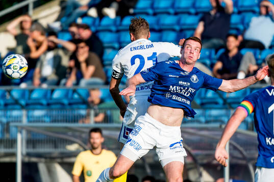 Trelleborgs Zander Hyltoft och GIF Sundsvalls Pontus Engblom