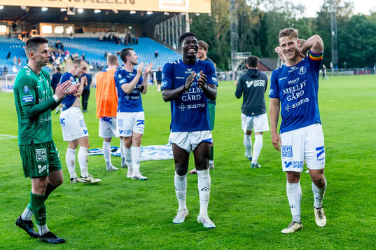 Trelleborgs målvakt Andreas Larsen, Abel Ogwuche och