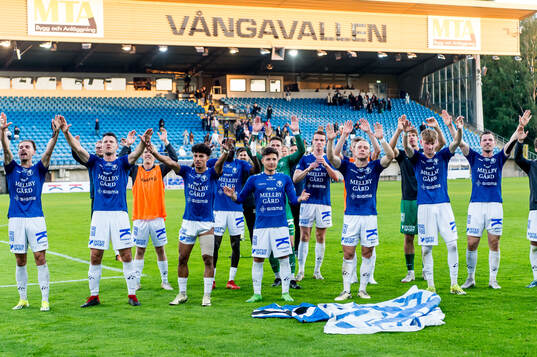 Trelleborgs spelare jublar