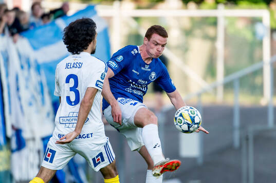 Trelleborgs Zander Hyltoft och GIF Sundsvalls Monir Jelassi