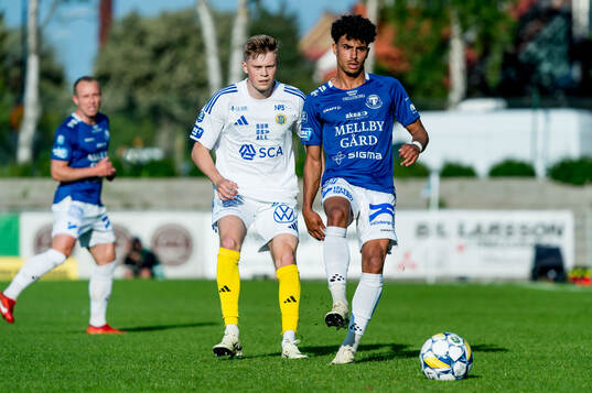 GIF Sundsvalls Gustav Nordh och Trelleborgs Othmane Salama