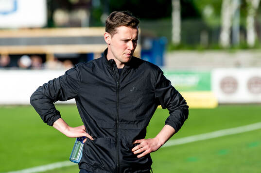 GIF Sundsvalls tränare Douglas Jakobsen deppar