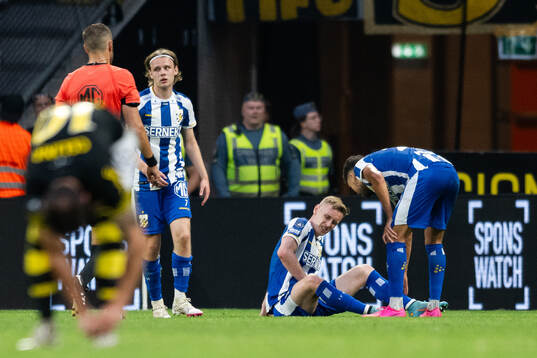 IFK Göteborgs Sebastian Ohlsson har ont