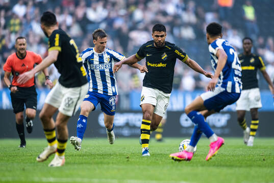 IFK Göteborgs Lucas Kåhed och AIKs Omar Faraj