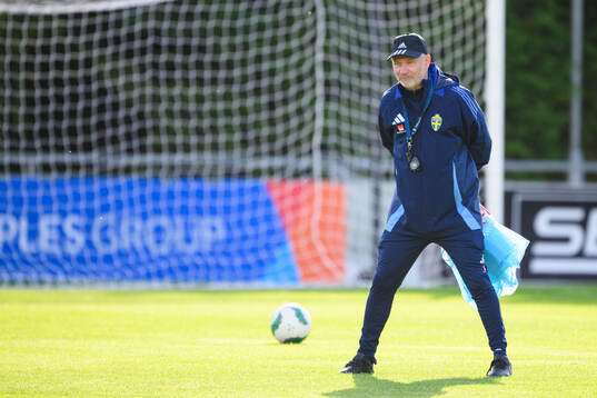 Head coach Peter Gerhardsson of Sweden of the Swedish