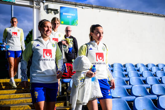 Julia Zigiotti Olme and Kosovare Asllani of Sweden at a