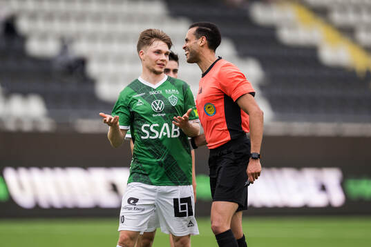 Brages Gustav Berggren och Domare Farouk Nehdi