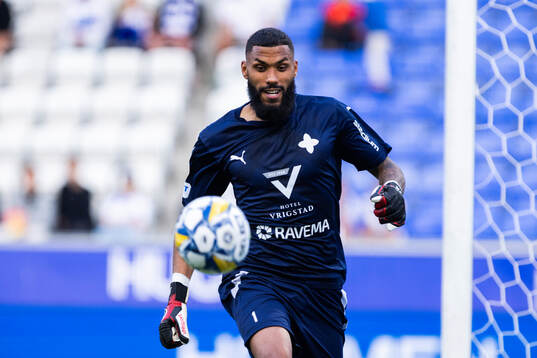 Värnamos målvakt Jonathan Ursin Rasheed