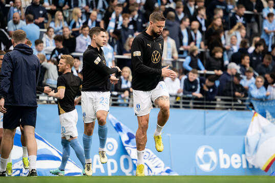 Malmö FFs Lasse Berg Johnsen och Pontus Jansson