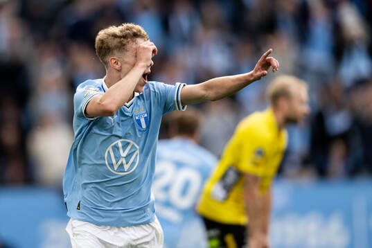 Malmö FFs Hugo Bolin jublar