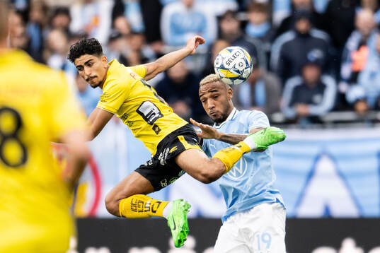 Elfsborgs Ahmed Qasem och Malmö FFs Derek Cornelius