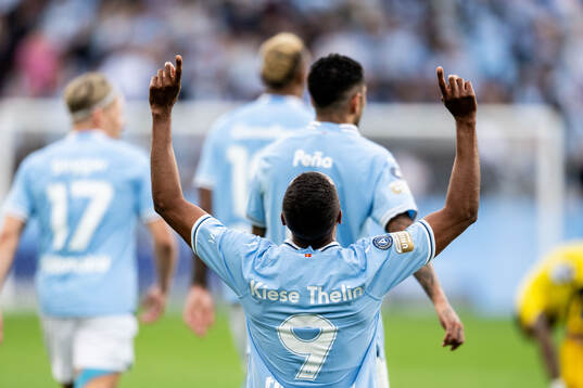 Malmö FFs Isaac Kiese Thelin jublar