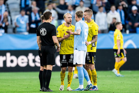Elfsborgs Johan Larsson och Malmö FFs Søren Rieks