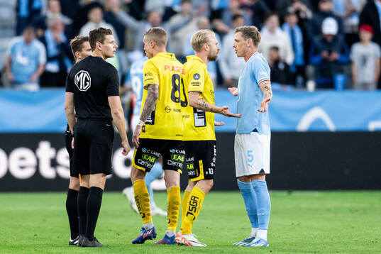 Elfsborgs Johan Larsson och Malmö FFs Søren Rieks