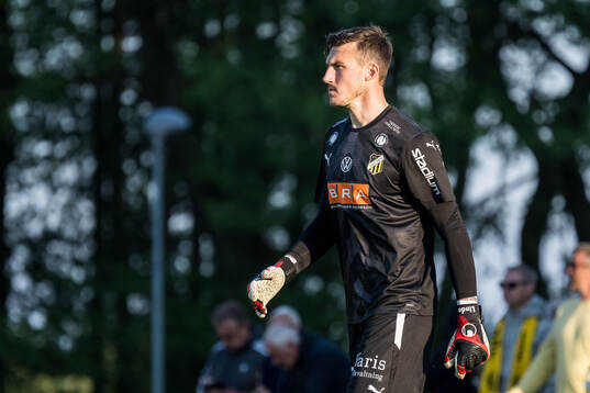 Häckens Andreas Linde deppar