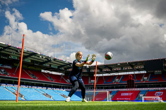 Goalkeeper Guro Pettersen of the Norwegian women's national