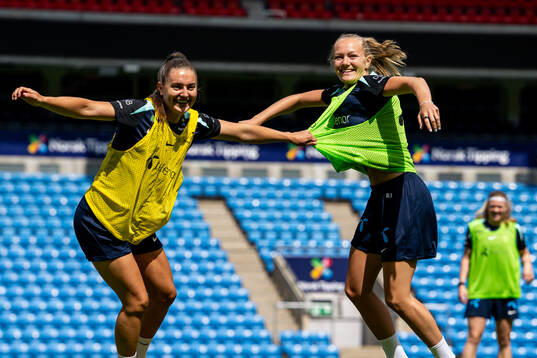 Vilde Bøe Risa and Frida Maanum of the Norwegian women's