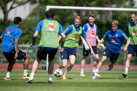 Hugo Larsson and Daniel Svensson of the Swedish men's