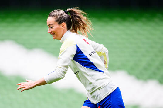 Kosovare Asllani of Sweden