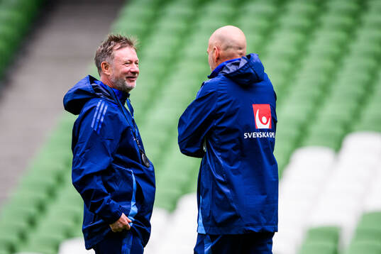 Head coach Peter Gerhardsson speaks to Assistant coach