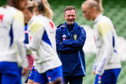 Head coach Peter Gerhardsson of Sweden