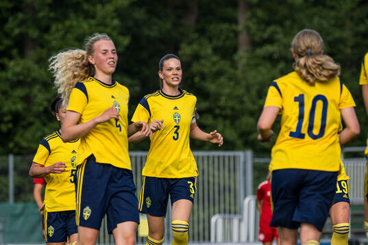 Bella Andersson of Sweden celebrates