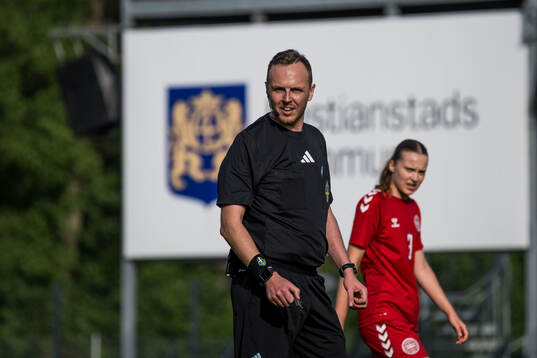Referee