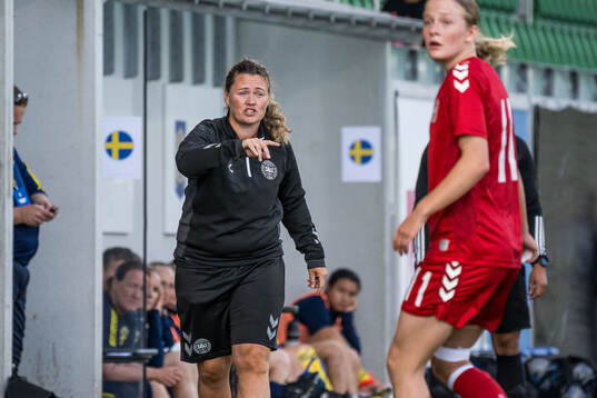 Head coach Anja Heiner-Möller of Denmark