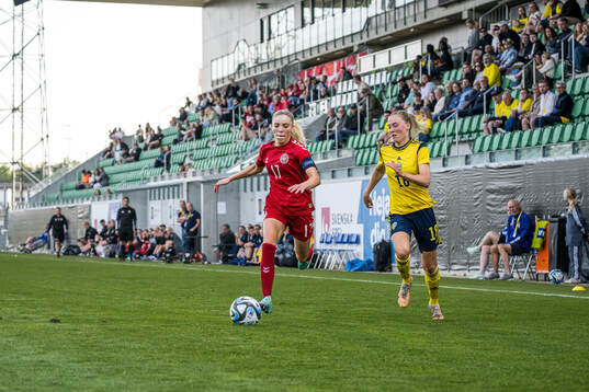 Laura Colstrup of Denmark and Ida Björnberg of Sweden